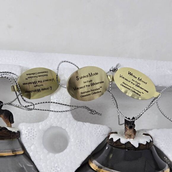 BRADFORD EDITIONS VOICES OF THE WILDERNESS SET 8 3 X WOLF 3D CHRISTMAS ORNAMENT - Picture 5 of 5